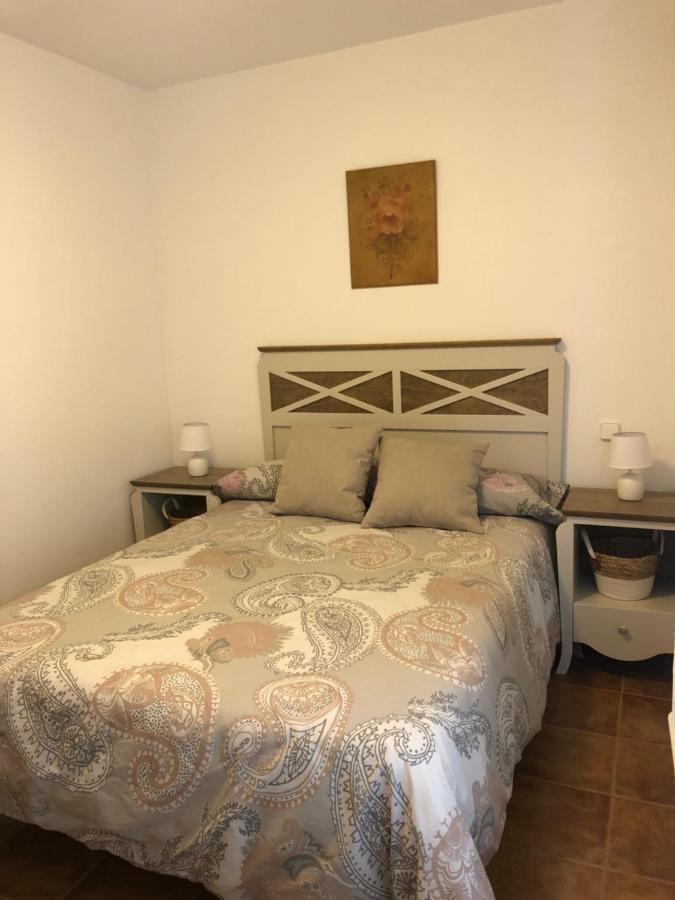 Piso Nuevo Plaza De La Constitucion Sta Cruz De La Zarza Apartment Santa Cruz de la Zarza Bagian luar foto
